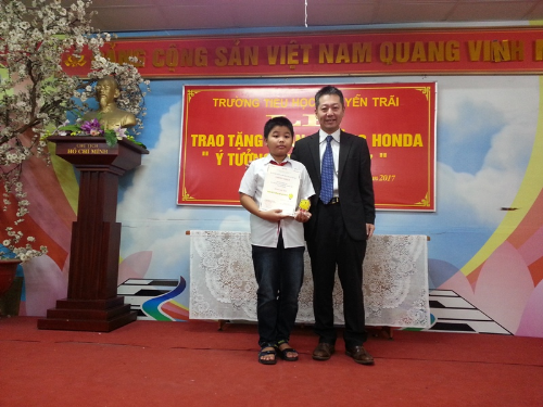 ý nghĩ đó máy tạo gạch lát đường của nam sinh lớp 5 cho thấy thêm máy sẽ góp phần giảm thiểu tai nạn giao thông