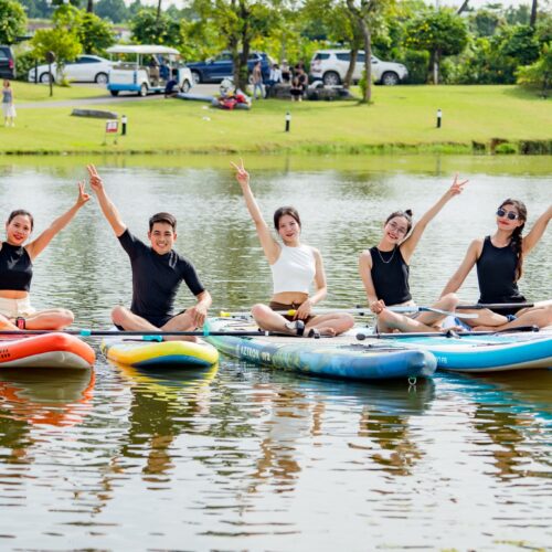 Chèo Sup Tại Flamingo đại Lải