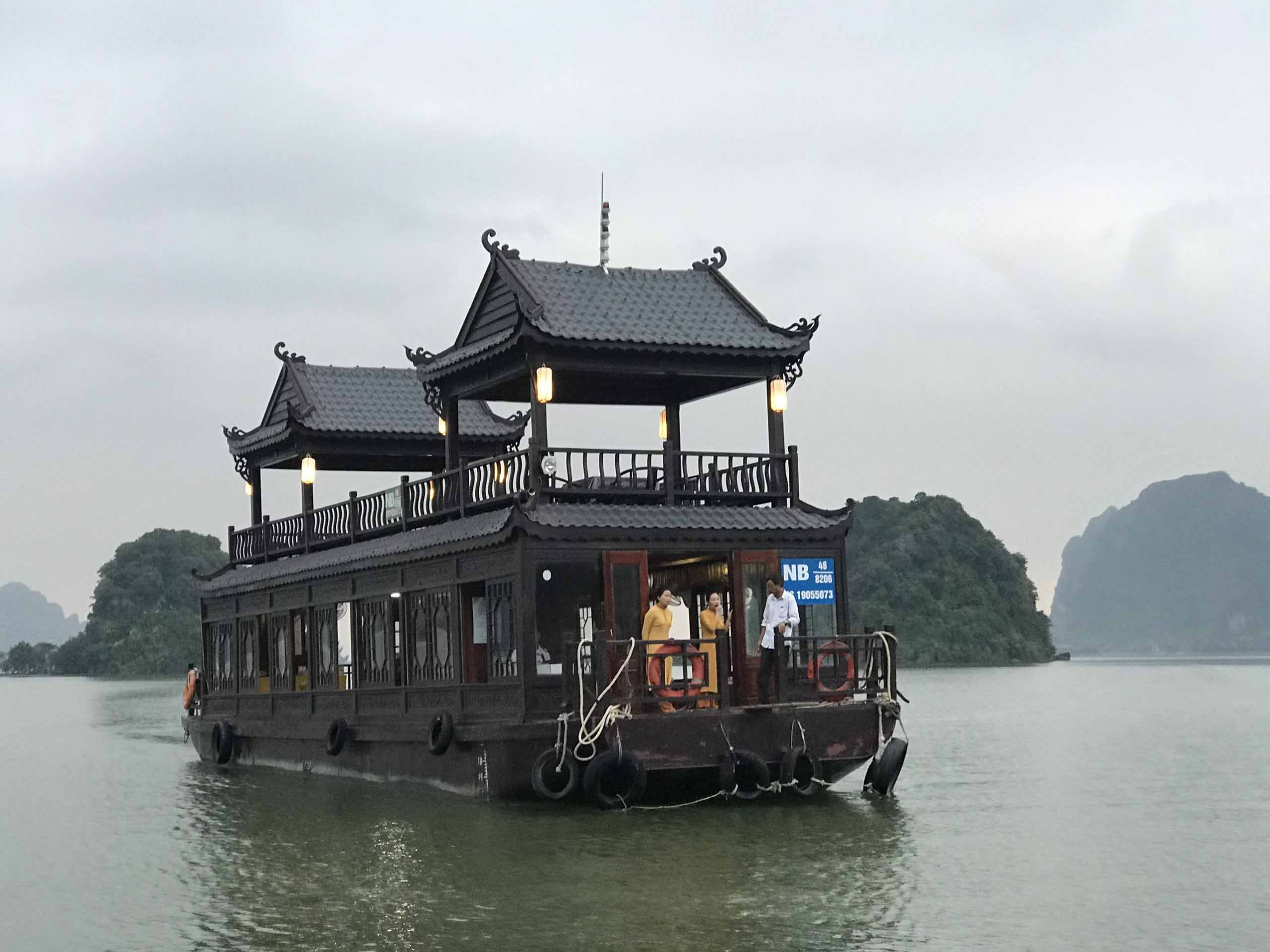 Chua tam chuc globaltravel 28 1